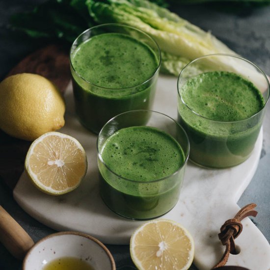 3-Ingredient Lettuce Smoothie