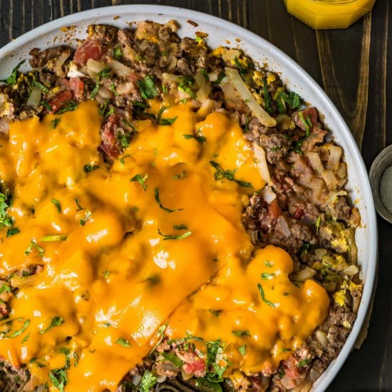 Cheesy Beef Breakfast Skillet!