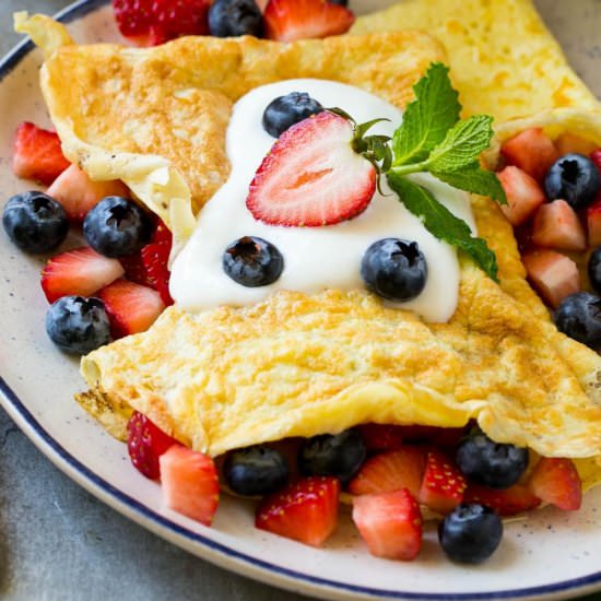 PROTEIN BREAKFAST CREPES