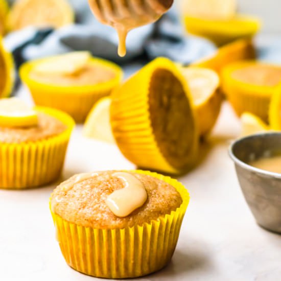 Healthy lemon muffins