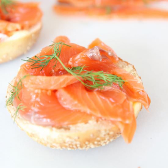 How To Make Homemade Lox (Gravlax)