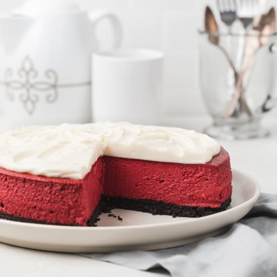 Red Velvet Cheesecake