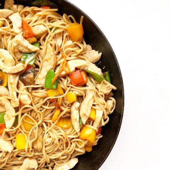 10 Minute Easy Chicken Chow Mein