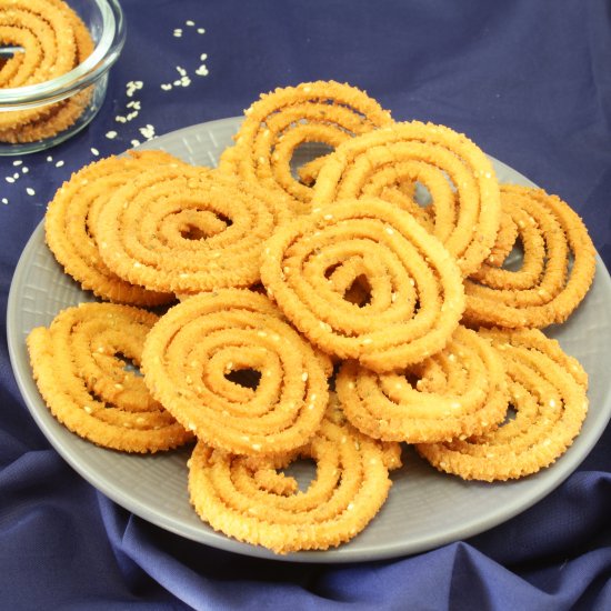 Crispy Rice Chakli | Rice Spirals