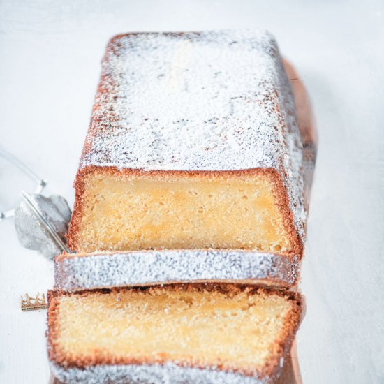 Cream cheese pound cake