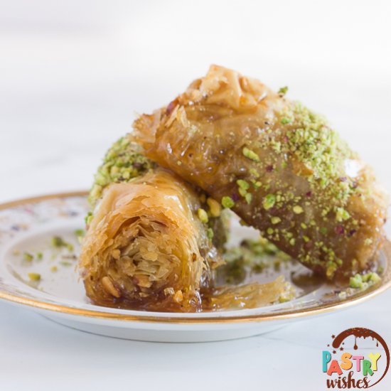 Greek Baklava Rolls (Saragli)