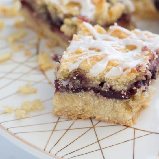 Amaretto Cherry Cookie Bars