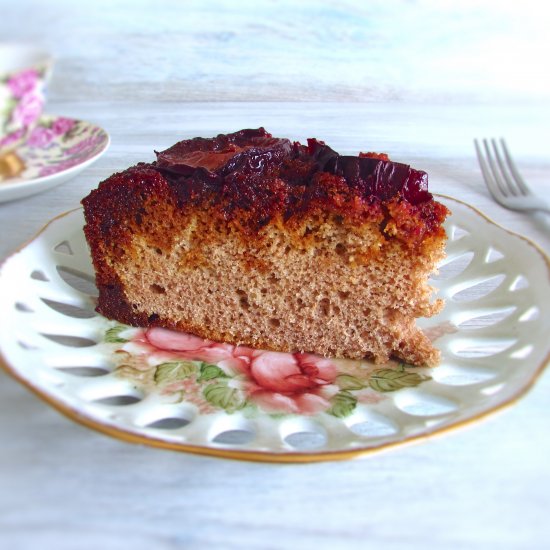 Caramelized plum cake