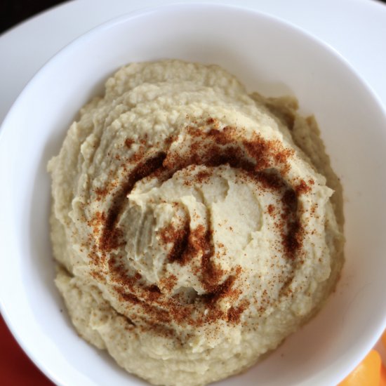 Simple Hummus