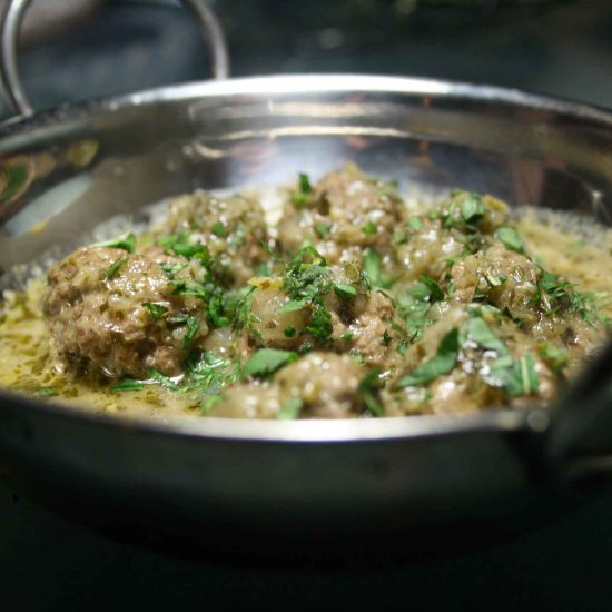 Kofta in Green Masala Sauce.