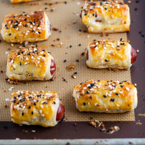 Everything Bagel Pigs In A Blanket