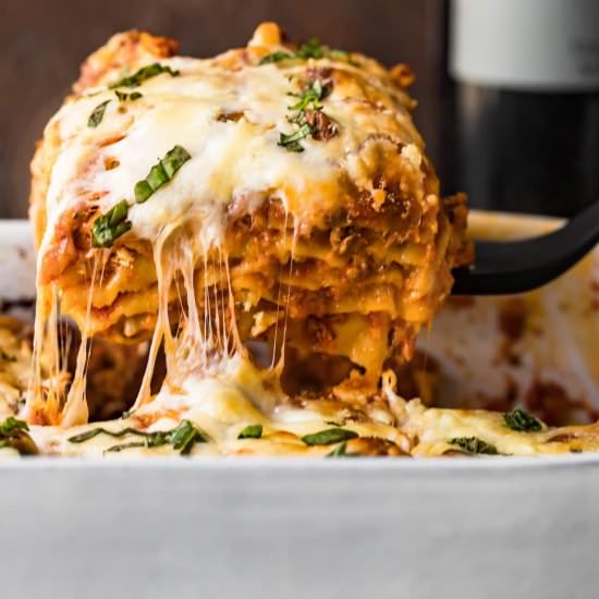 Best Lasagna with Meat Sauce!