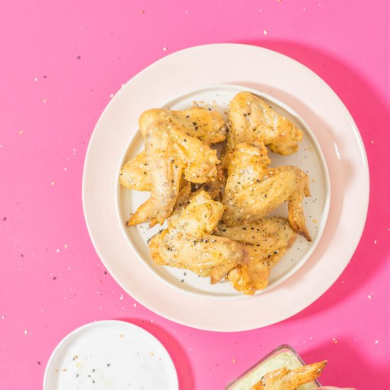 EVERYTHING BAGEL WINGS WITH AVOCADO