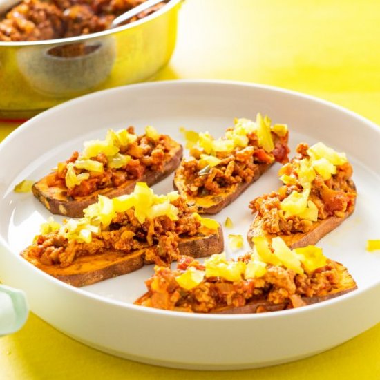 SLOPPY JOE SWEET POTATO TOASTS