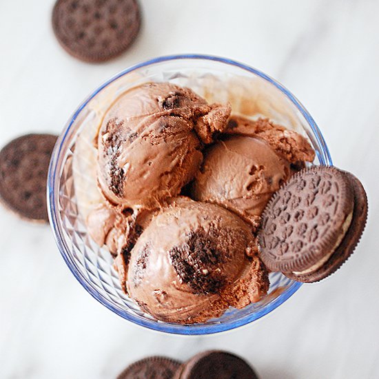 Chocolate mint cookie ice cream