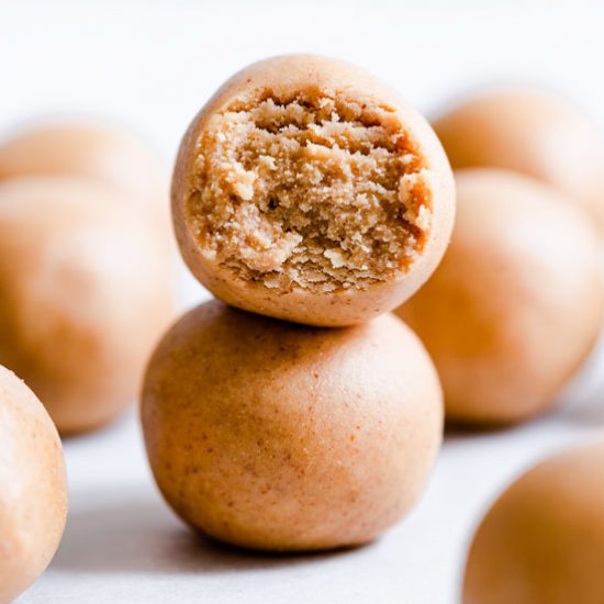 3 ingredient PB energy bites