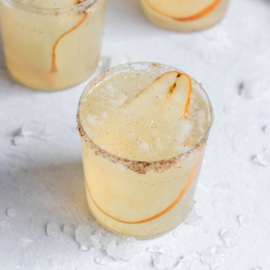 Pear Vanilla Gin Fizz