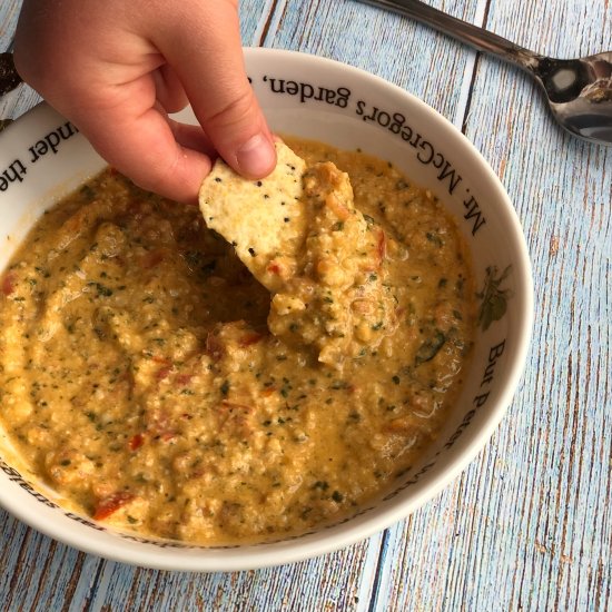 Cashew and tomato pesto or dip