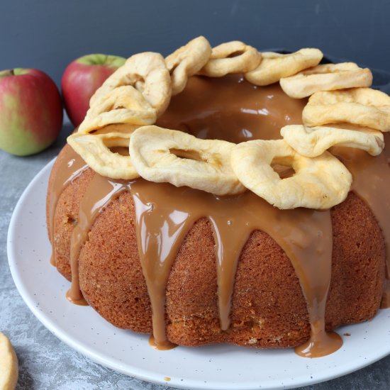 Spiced Caramel Apple Bundt Cake