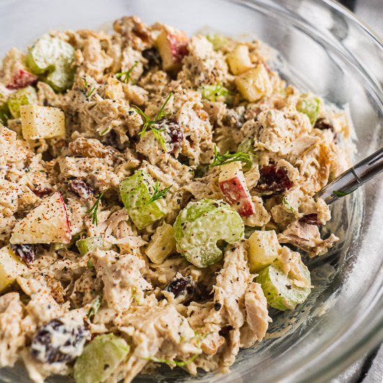 HEALTHY CHICKEN SALAD (WHOLE30)