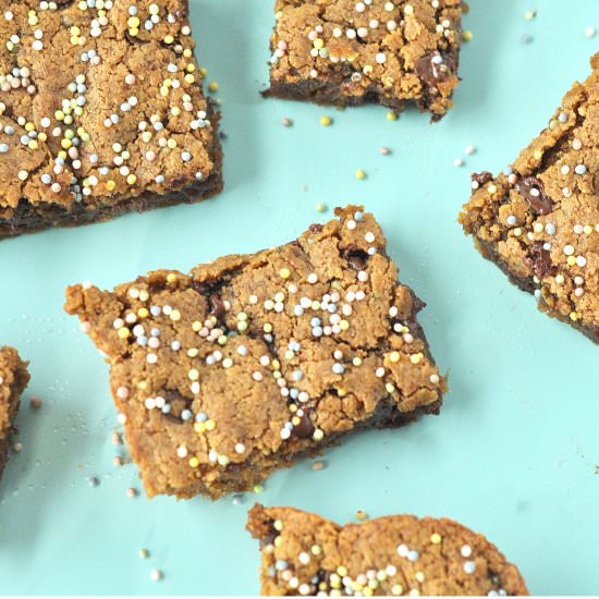 Flourless Peanut Butter Blondies