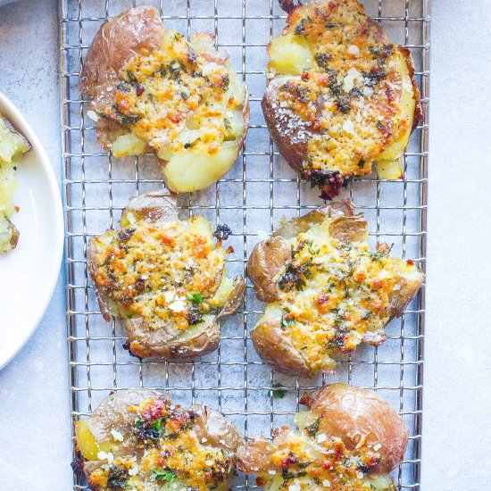 Garlic Parmesan Smashed Potatoes