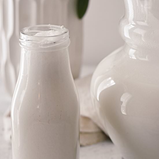 5-minute Homemade Coconut Milk