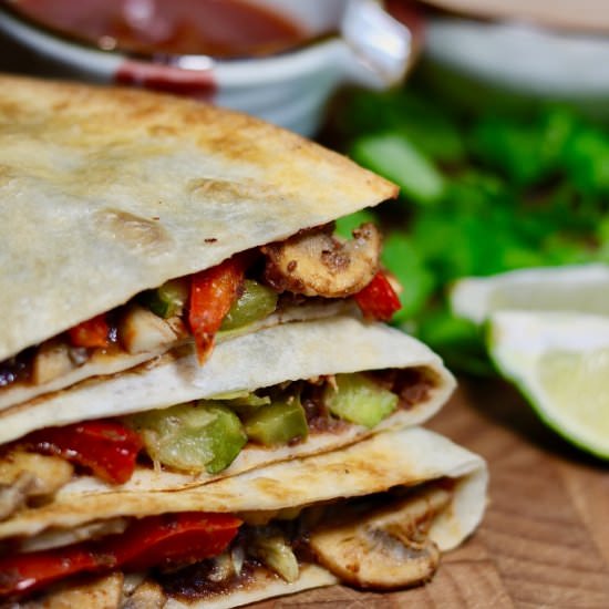 EASY VEGAN QUESADILLAS