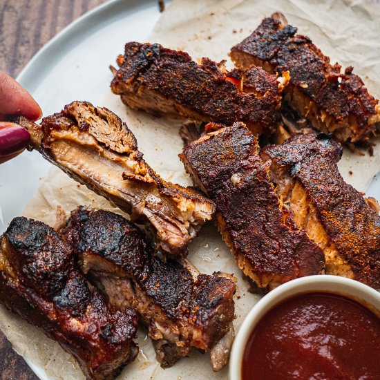 EASY SLOW COOKER BBQ RIBS