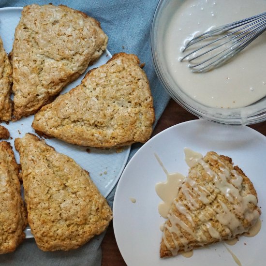 Maple Oat Scones