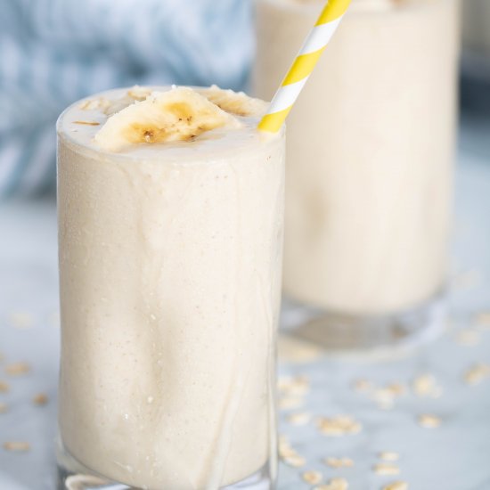 EASY PB BANANA OATS SMOOTHIE