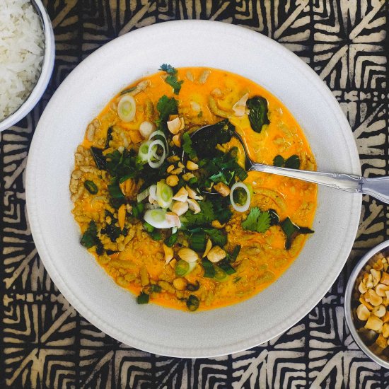 Thai Yellow Curry with Minced Pork