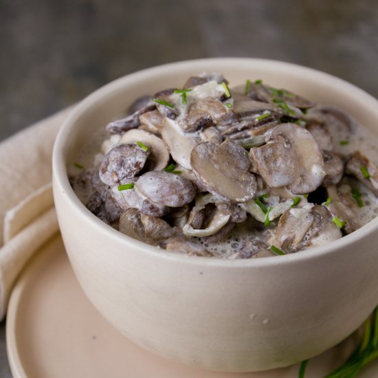 Garlic Mushrooms in Sour Cream