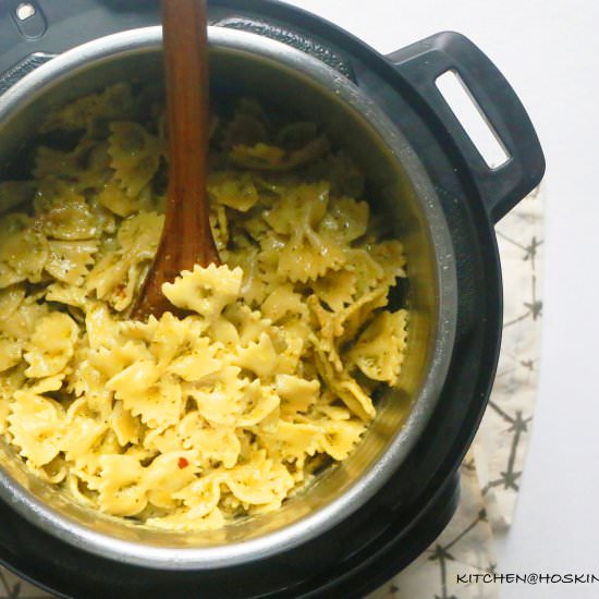 Pasta with Pesto Cream Sauce