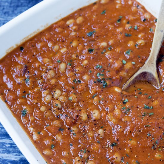 Homemade baked beans