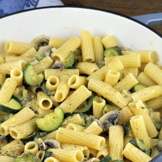 Pasta with Zucchini and Mushrooms