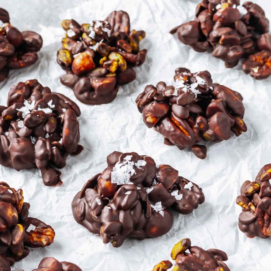 Keto Chocolate Fat Bomb Nut Cluster