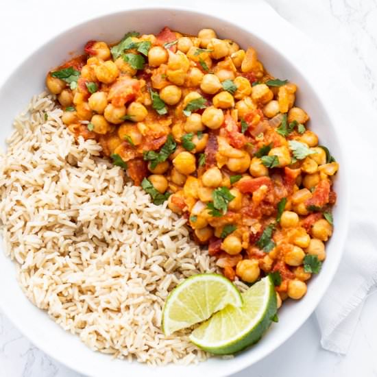 Easy Vegan Chickpea Curry