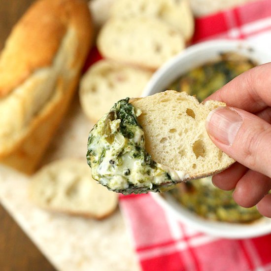 Hot Spinach Artichoke Dip