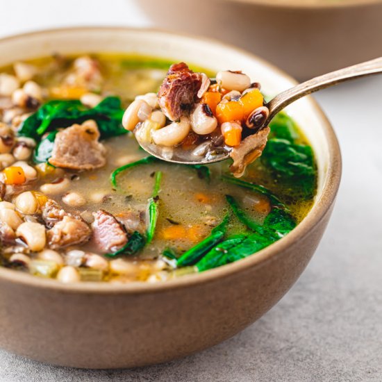 Instant Pot Black-Eyed Pea Soup