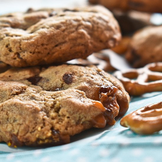 Choc Chip, Caramel & Pretzel Cookie