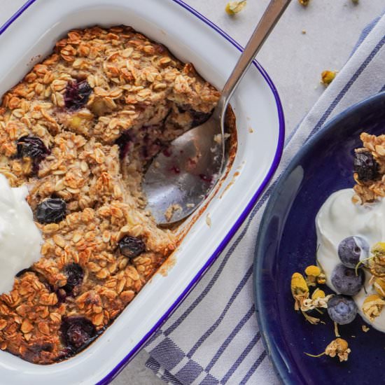 Blueberry & Chamomile Baked Oats