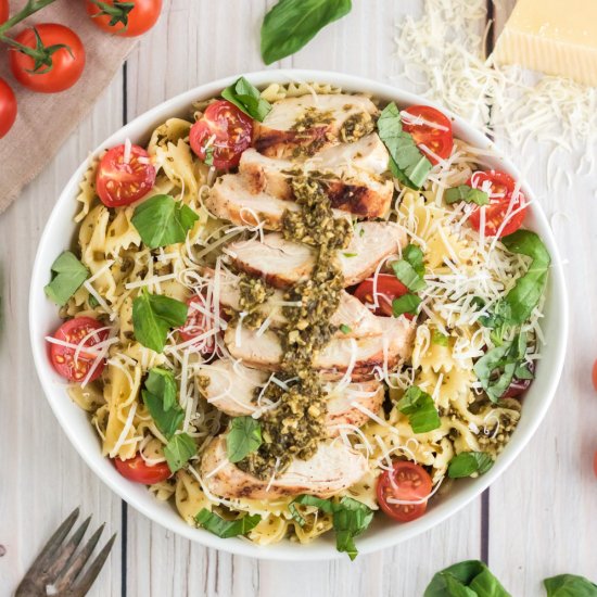 Grilled Chicken Pesto Pasta