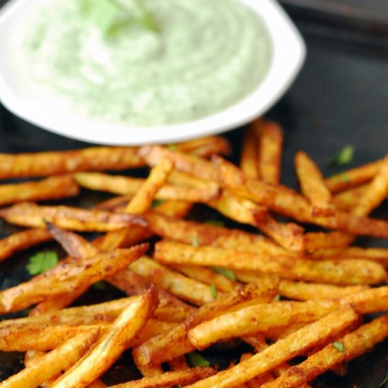 CURRY FRIES WITH MINT YOGURT Sauce