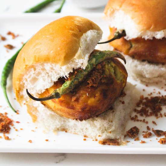 Vada Pav (Indian Potato Burger)