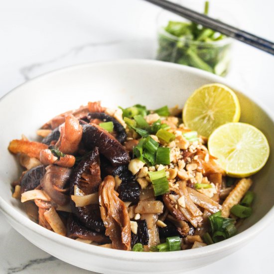 Vegetarian Pad Thai (rice noodles)