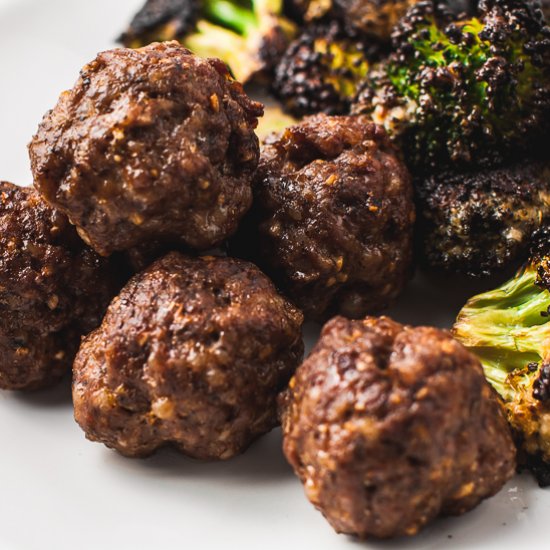 Meatballs & Charred Broccoli