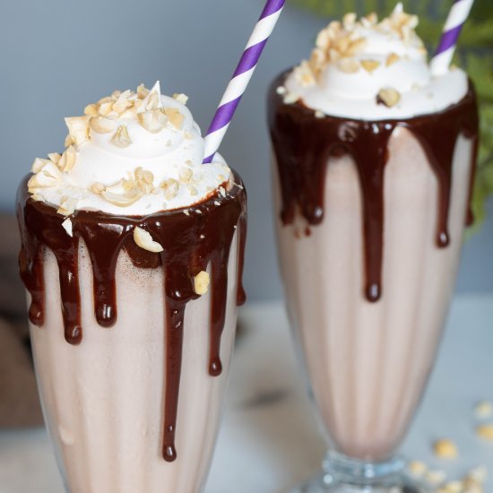 DAIRY-FREE CHOCOLATE MILKSHAKE