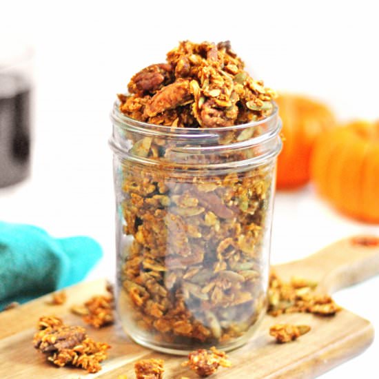 Vegan pumpkin granola