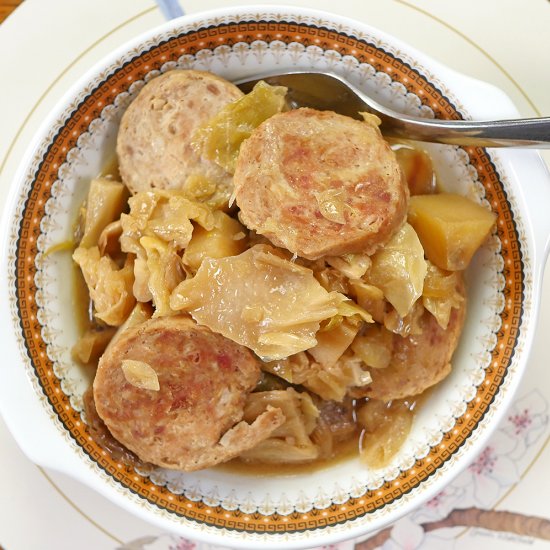 Slow Cooker Sausage and Cabbage